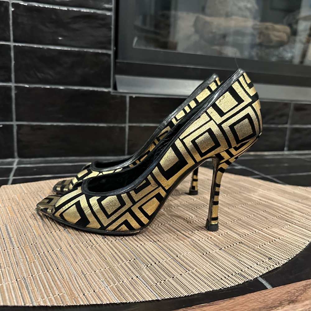Gianni Versace Vintage Metallic Gold Geometric Heels | 7.5 | Rare Runway-Style